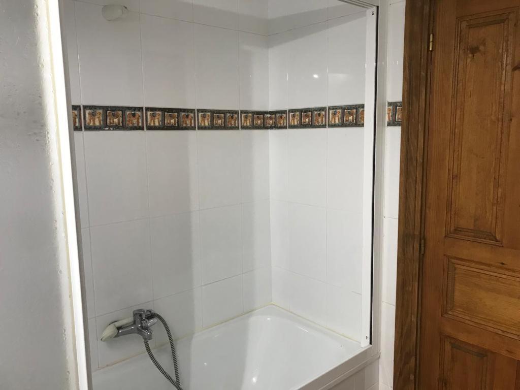 Hotel Las Caldas Las Caldas De Besaya Kültér fotó
